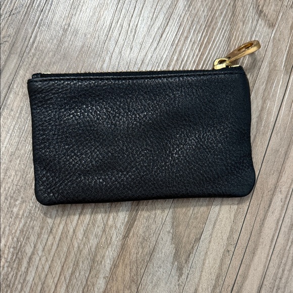 Vintage Marc Jacob’s Black Leather Pouch with Gold Bird Accent - Picture 2 of 3